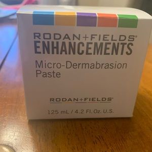 Micro-dermabrasion Paste